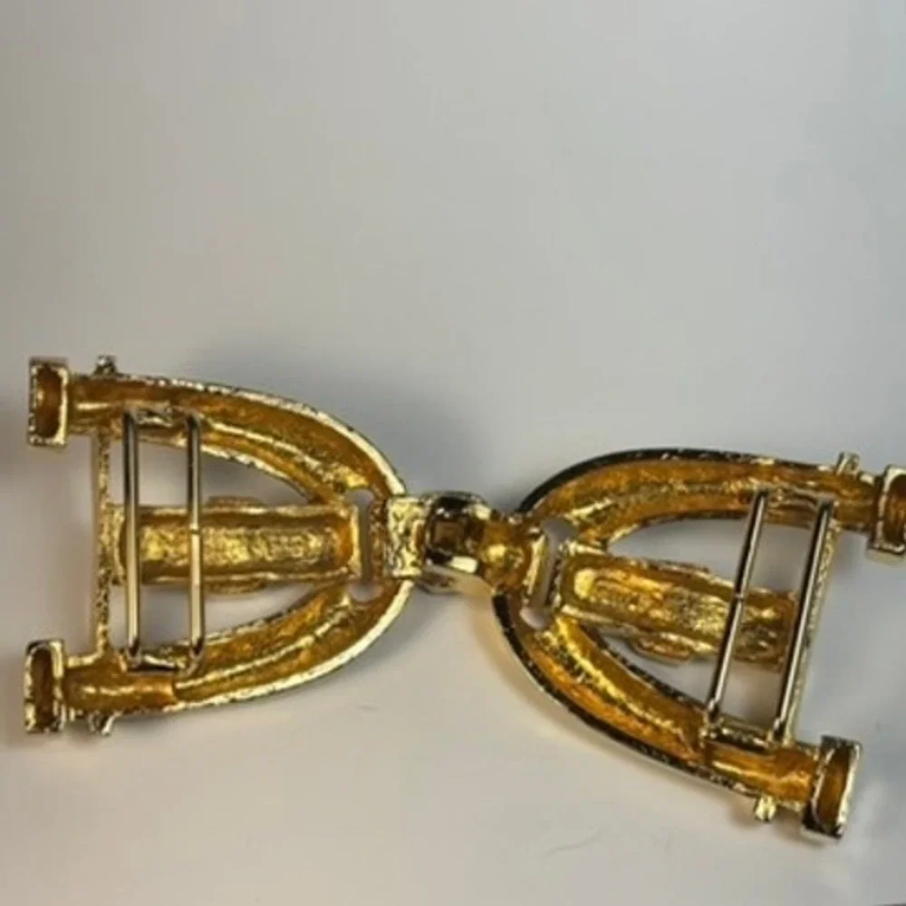 Belt Buckle Vintage Interlocking Horseshoe Gold Tone Statement Mimi di N‎ Signed